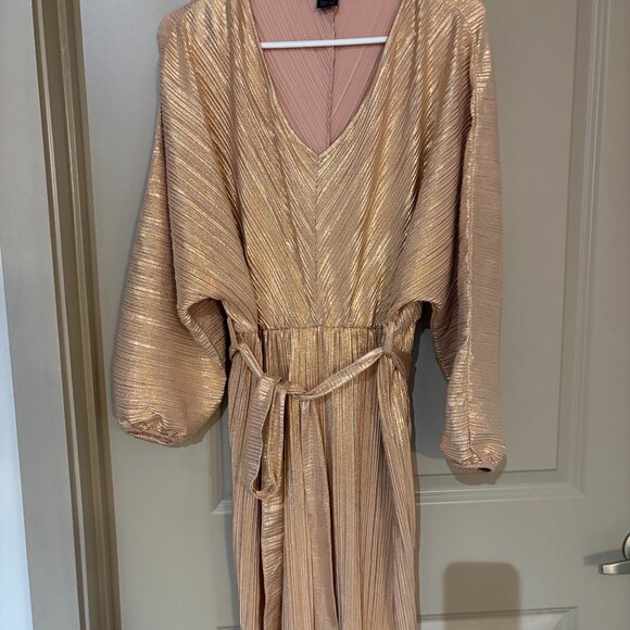 French Connection - Picture 4 of 8